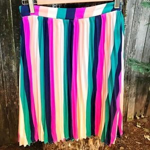 Pleated skirt